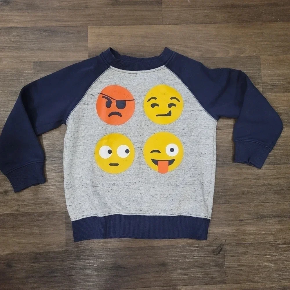 Bundle of 4 Long Sleeve Sweat Shirts 4/5 XS 4 Todd